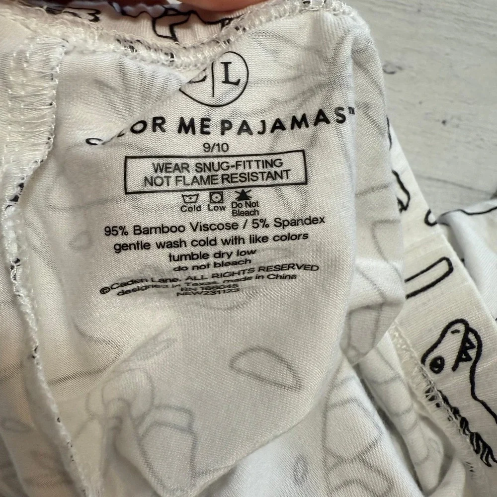 Caden‎ Lane Colorable Two Piece Pajama Set Jurassic Playground 9/10